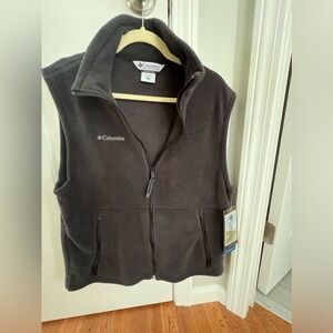 Men’s fleece vest